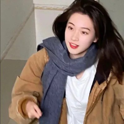 男人转化出机器人铠装